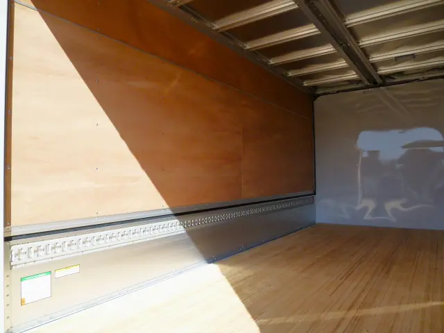 日産 アトラス 2RG-APR88AM(2WD)の写真13