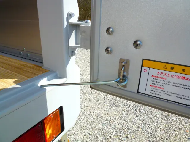 日産 アトラス 2RG-APR88AM(2WD)の写真17