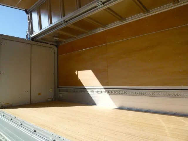 日産 アトラス 2RG-APR88AM(2WD)の写真23