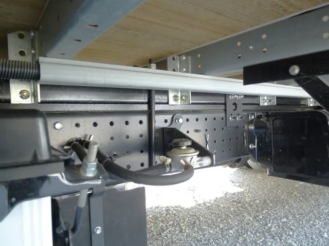 日産 アトラス 2RG-APR88AM(2WD)の写真39