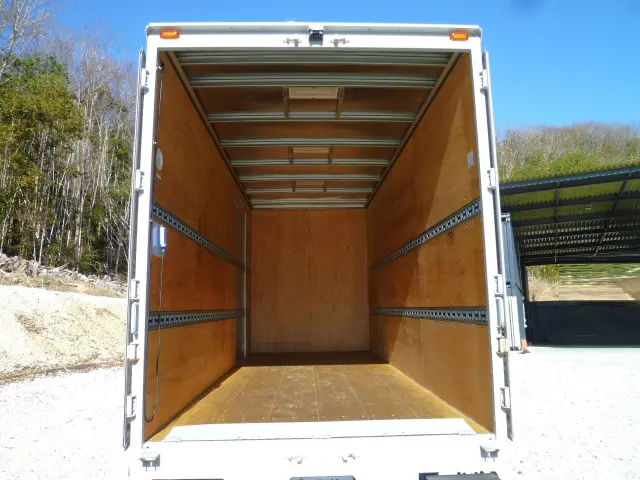 日野 デュトロ 2RG-XZU655M(2WD)の写真9