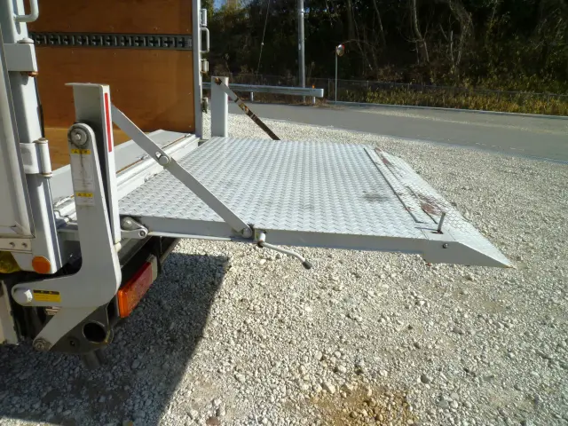 日野 デュトロ 2RG-XZU655M(2WD)の写真20