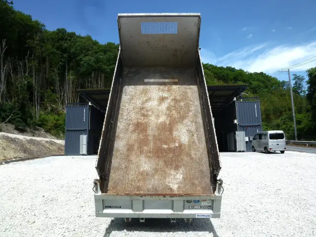 三菱 キャンター 2RG-FBA30(2WD)の写真18