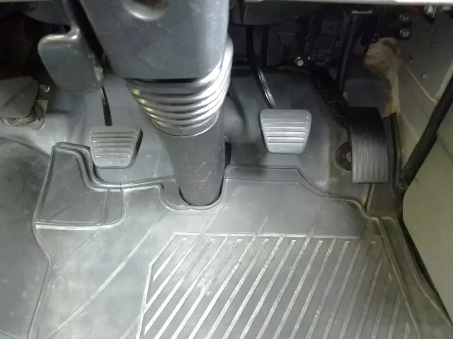 三菱 キャンター 2RG-FBA30(2WD)の写真30