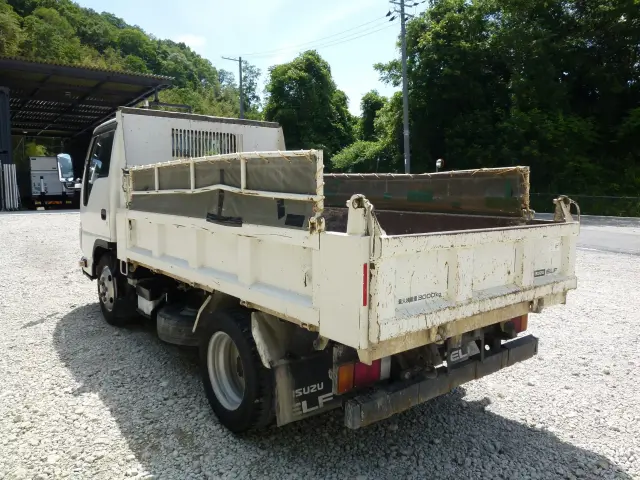 最大積載量/3,000kg|いすゞ エルフ 2RG-NKR88AD(2WD)の写真6