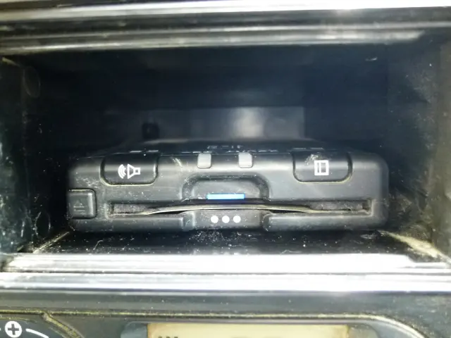 いすゞ エルフ 2RG-NKR88AD(2WD)の写真33