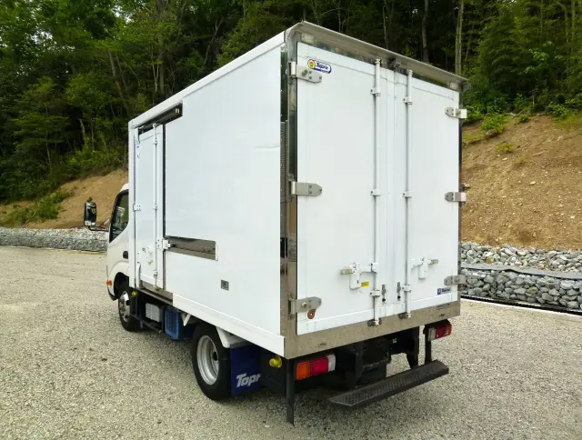 日野 デュトロ 2RG-XZU605M(2WD)の写真6
