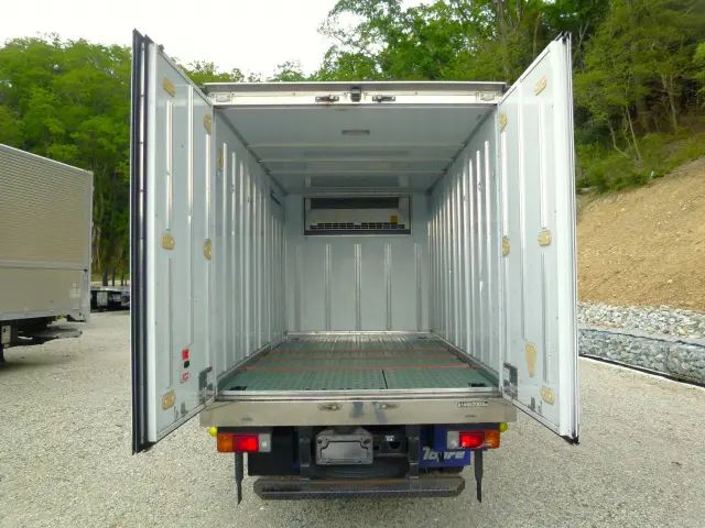 日野 デュトロ 2RG-XZU605M(2WD)の写真12