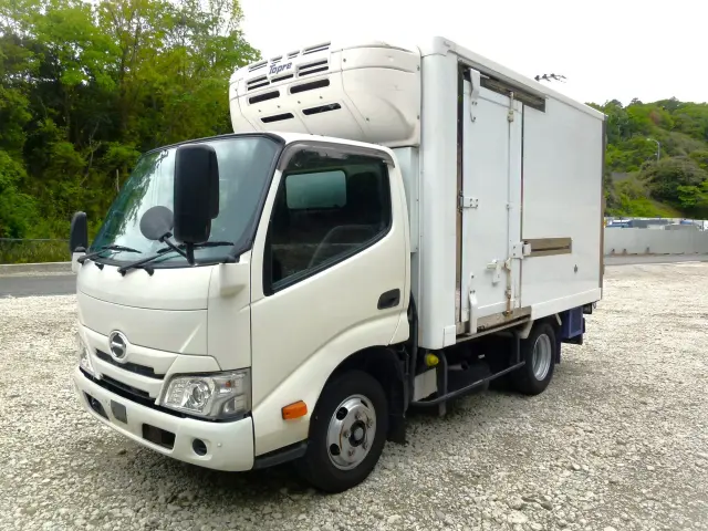 日野 デュトロ 2RG-XZC605M(2WD)の写真1