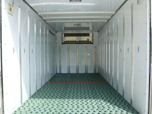 日野 デュトロ 2RG-XZC605M(2WD)の写真13