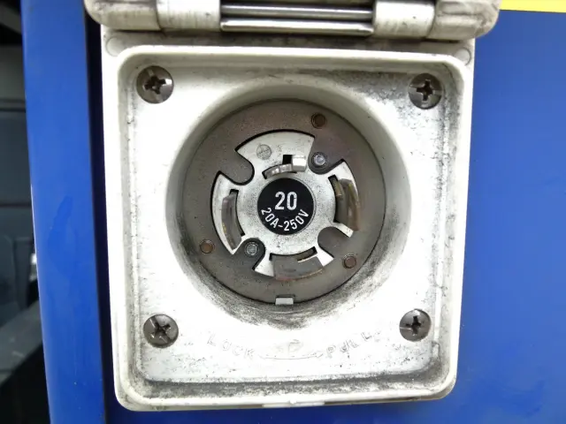 日野 デュトロ 2RG-XZC605M(2WD)の写真17