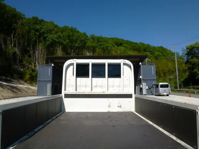 日野 デュトロ 2RG-XZU605M(2WD)の写真9