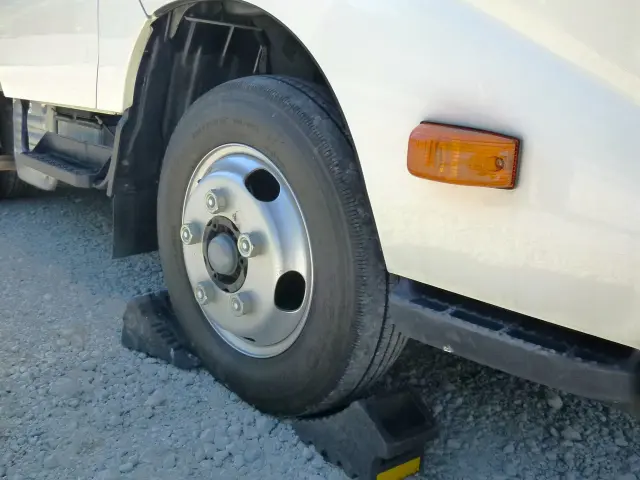 日野 デュトロ 2RG-XZU605M(2WD)の写真39