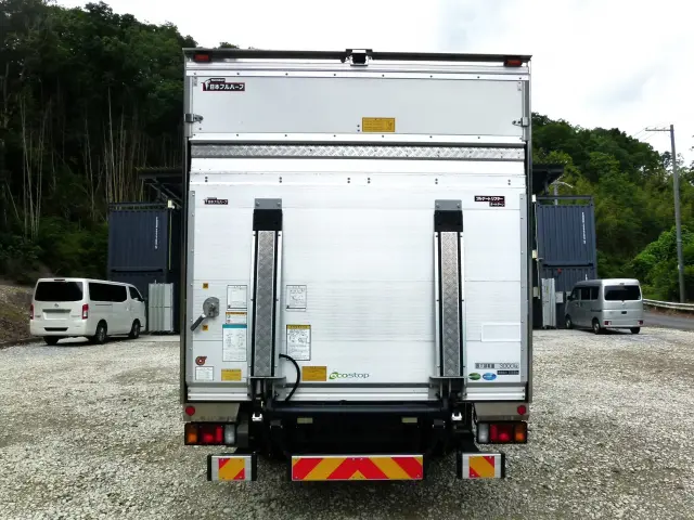 初度登録/令和4年8月|いすゞ エルフ 2RG-NPR88AN(2WD)の写真5