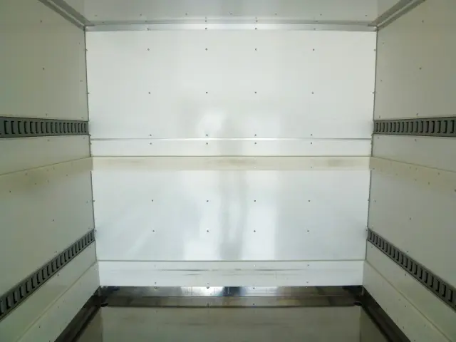 いすゞ エルフ 2RG-NPR88AN(2WD)の写真12