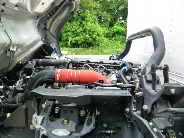 いすゞ エルフ 2RG-NPR88AN(2WD)の写真23