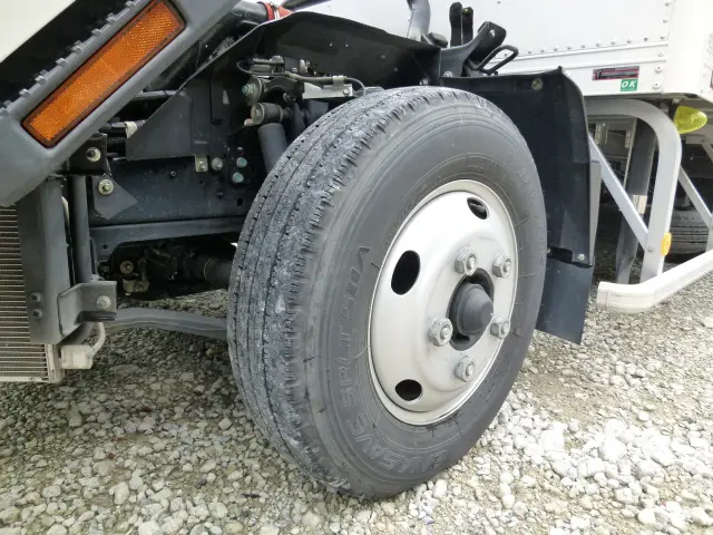 いすゞ エルフ 2RG-NPR88AN(2WD)の写真41