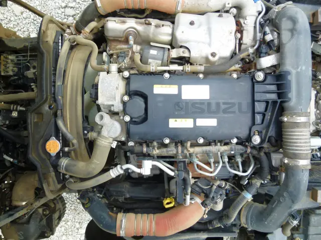 いすゞ エルフ 2RG-NKR88AN(2WD)の写真22