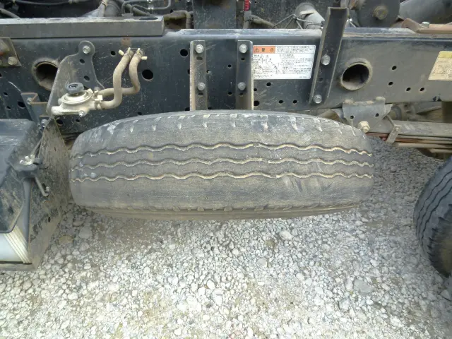 いすゞ エルフ 2RG-NKR88AN(2WD)の写真31