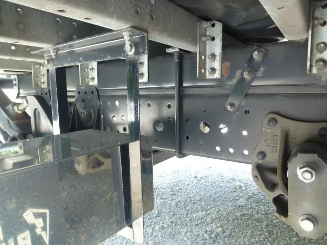 いすゞ エルフ 2RG-NPR88AN(2WD)の写真37