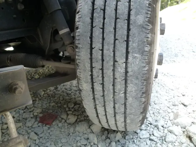 いすゞ エルフ 2RG-NPR88AN(2WD)の写真38
