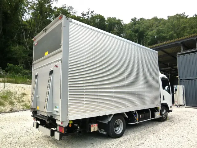 車両寸法/長6,690×幅2,220×高3,320(mm)|いすゞ エルフ 2RG-NPR88AN(2WD)の写真4