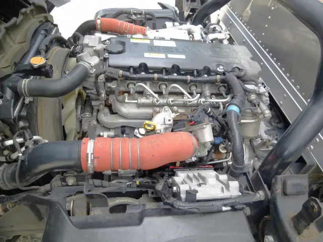 いすゞ エルフ 2RG-NPR88AN(2WD)の写真21