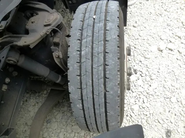 いすゞ エルフ 2RG-NPR88AN(2WD)の写真39