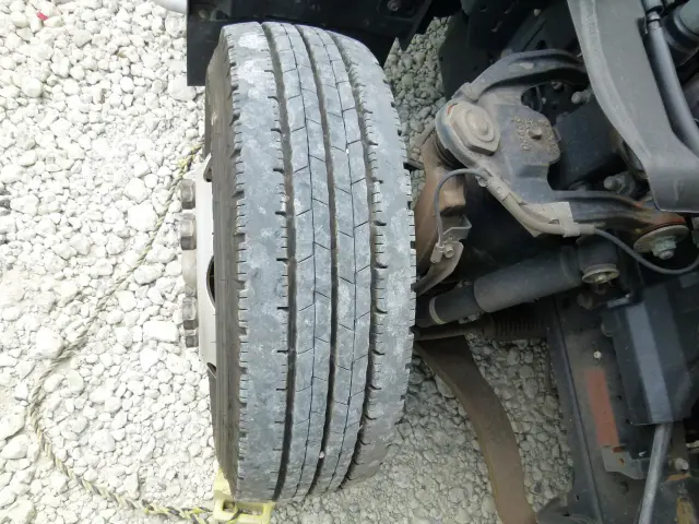 いすゞ エルフ 2RG-NPR88AN(2WD)の写真40