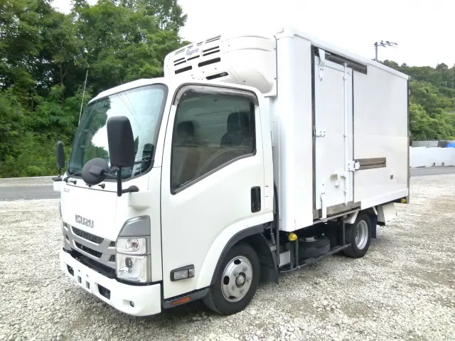 ☆いすゞ 東プレ低温冷凍バン☆ 入庫しました!!|いすゞ エルフ 2RG-NLR88AN(2WD)の写真1