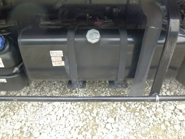 いすゞ エルフ 2RG-NLR88AN(2WD)の写真24
