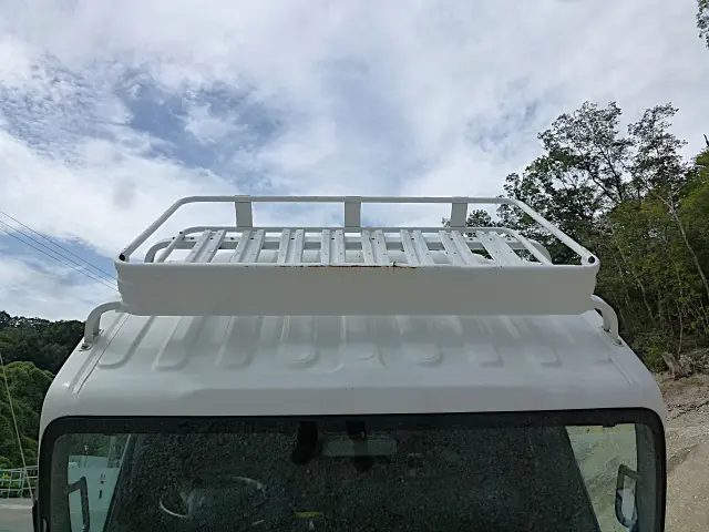 いすゞ エルフ 2RG-NPR88YN(2WD)の写真7