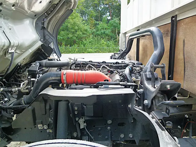 いすゞ エルフ 2RG-NPR88YN(2WD)の写真19