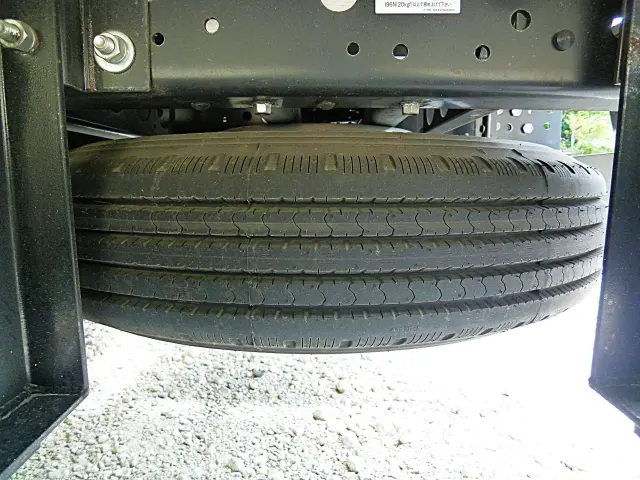 いすゞ エルフ 2RG-NPR88YN(2WD)の写真30