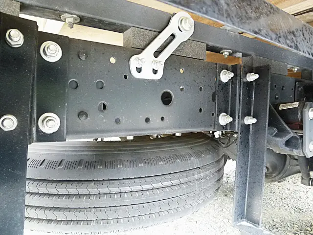 いすゞ エルフ 2RG-NPR88YN(2WD)の写真33