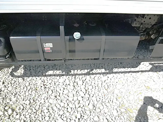 いすゞ エルフ 2RG-NLR88AN(2WD)の写真27