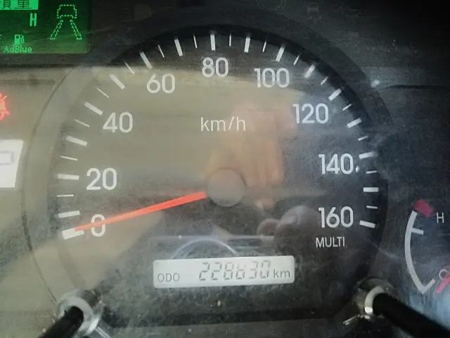 いすゞ エルフ 2RG-NLR88AN(2WD)の写真30