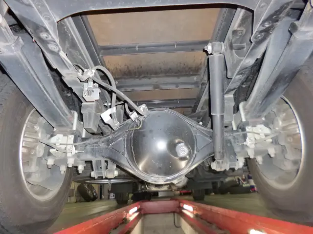 いすゞ エルフ 2RG-NLR88AN(2WD)の写真35