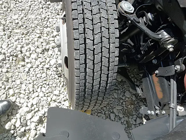 いすゞ エルフ 2RG-NLR88AN(2WD)の写真41