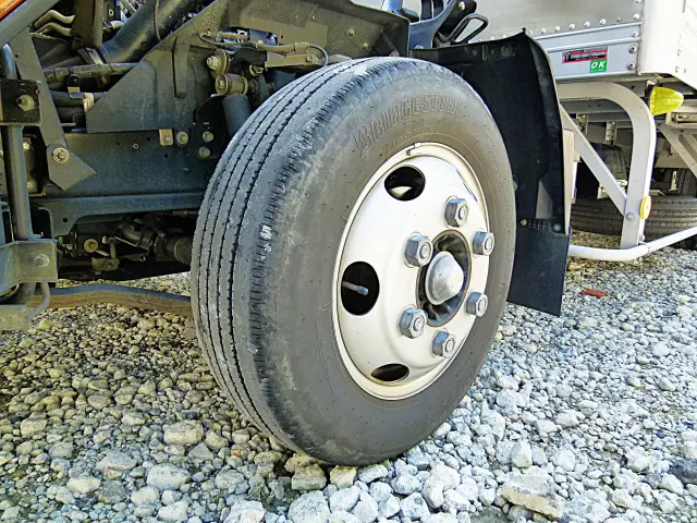 いすゞ エルフ 2RG-NPR88AN(2WD)の写真38
