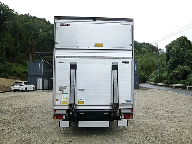 初度登録/令和5年9月|いすゞ エルフ 2RG-NPR88AN(2WD)の写真5