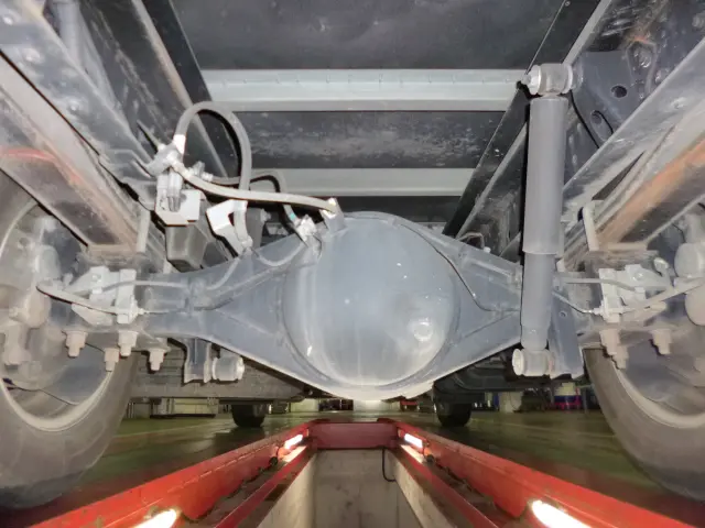 いすゞ エルフ 2RG-NPR88AN(2WD)の写真31