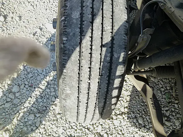 いすゞ エルフ 2RG-NPR88AN(2WD)の写真38