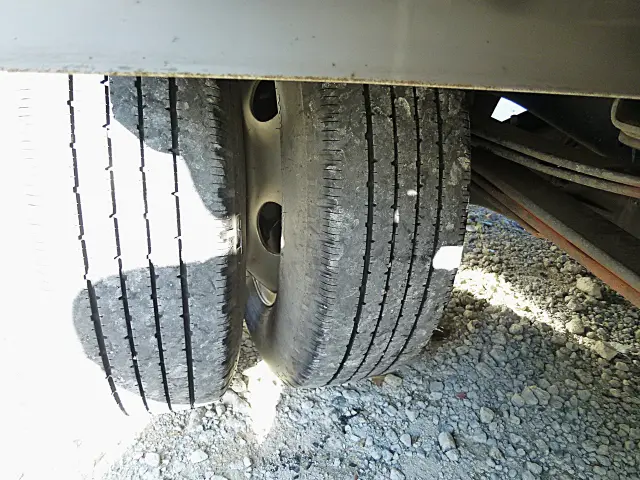 いすゞ エルフ 2RG-NPR88AN(2WD)の写真40