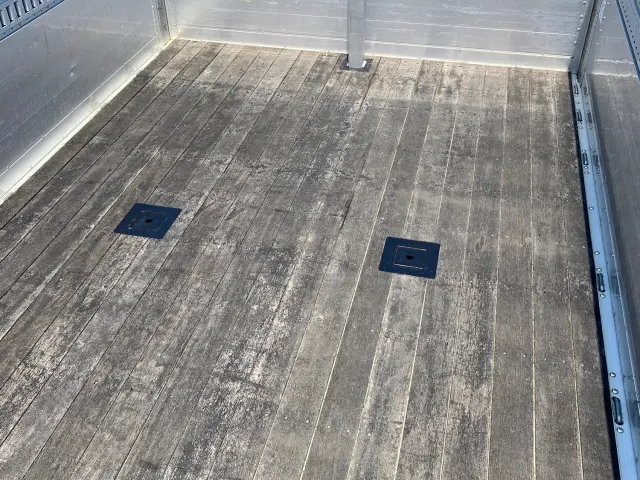 いすゞ フォワード 2RG-FRR90S2(2WD)の写真10