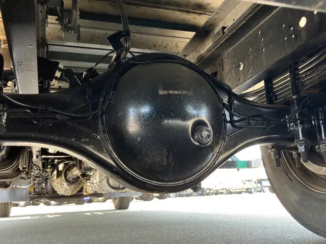 いすゞ フォワード 2RG-FRR90S2(2WD)の写真13