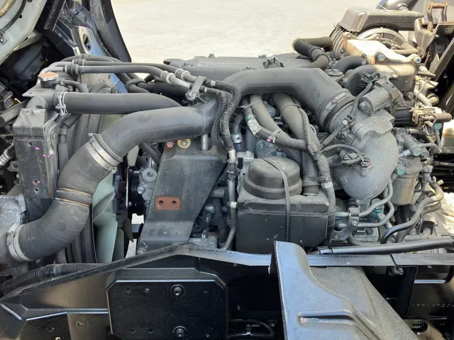 いすゞ フォワード 2RG-FRR90S2(2WD)の写真14