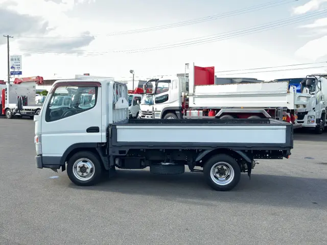 三菱 キャンター TPG-FBA00(2WD)の写真5