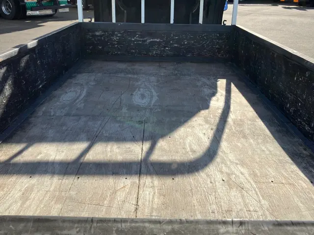 三菱 キャンター TPG-FBA00(2WD)の写真7