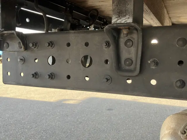 三菱 キャンター TPG-FBA00(2WD)の写真12